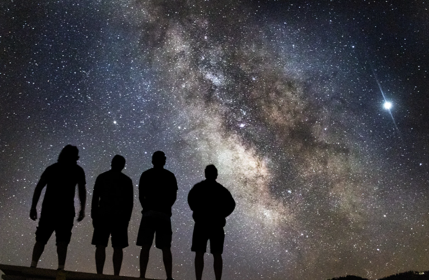 Observation des Étoiles en Camping : Matériel et Conseils